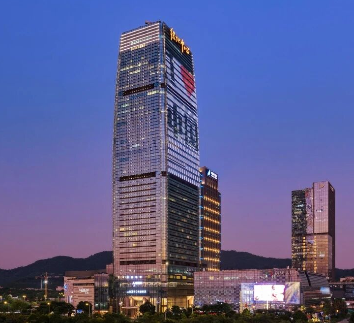 白云绿地金融中心